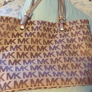 Michael Kors purse